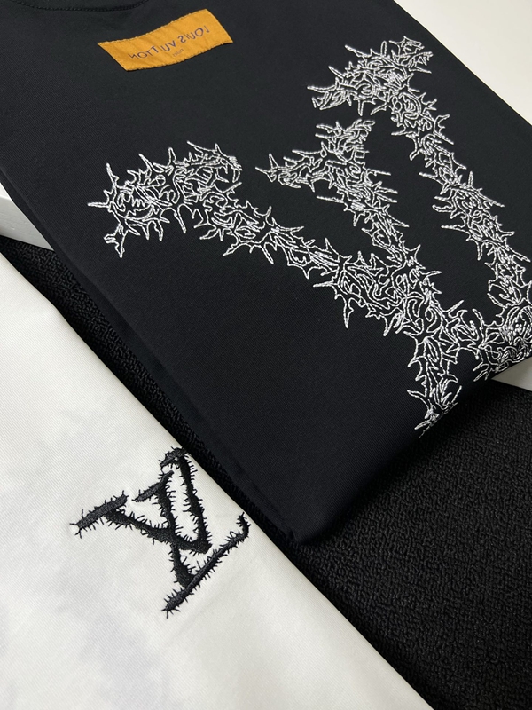 ブランドTシャツ全体デザイン